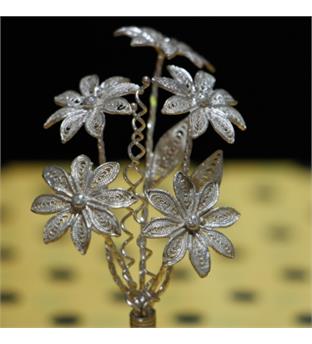 گل سه پایه نقره نوین